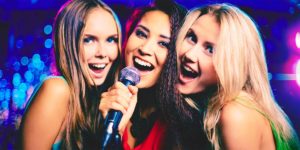 karaoke-girl
